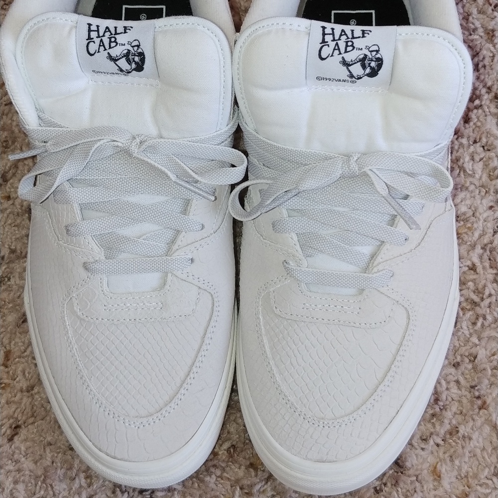 Vans Half Cab Snake Vault